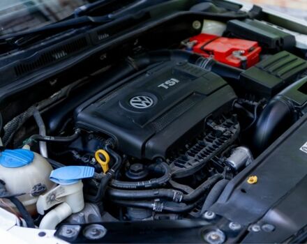 Белый Фольксваген Джетта, объемом двигателя 1.8 л и пробегом 196 тыс. км за 9300 $, фото 7 на Automoto.ua