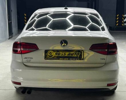 Белый Фольксваген Джетта, объемом двигателя 1.8 л и пробегом 177 тыс. км за 9750 $, фото 4 на Automoto.ua