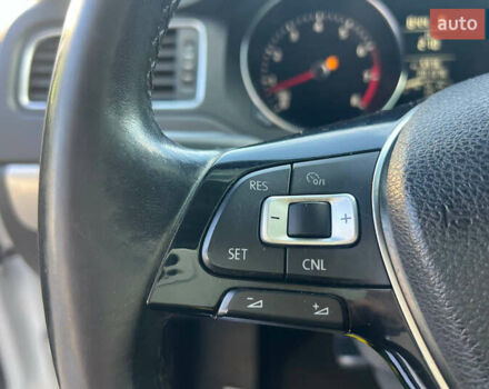 Фольксваген Джетта 2015 в Ивано-Франковске на Automoto.ua Белый Фольксваген Джетта, объемом двигателя 1.78 л и пробегом 201 тыс. км за 10700 $, фото 11 на Automoto.ua