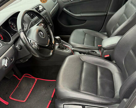 Білий Фольксваген Джетта, об'ємом двигуна 1.8 л та пробігом 165 тис. км за 10000 $, фото 8 на Automoto.ua