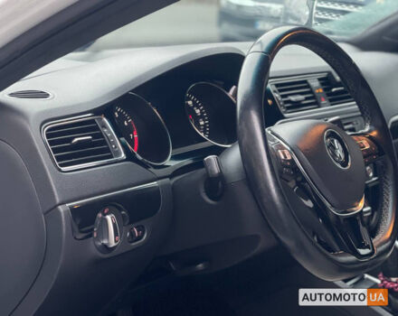 Белый Фольксваген Джетта, объемом двигателя 1.8 л и пробегом 169 тыс. км за 10800 $, фото 8 на Automoto.ua