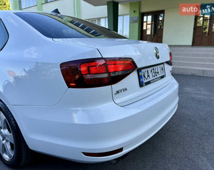Белый Фольксваген Джетта, объемом двигателя 1.4 л и пробегом 195 тыс. км за 9000 $, фото 13 на Automoto.ua