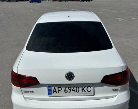 Белый Фольксваген Джетта, объемом двигателя 1.4 л и пробегом 255 тыс. км за 8000 $, фото 5 на Automoto.ua
