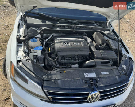 Белый Фольксваген Джетта, объемом двигателя 1.8 л и пробегом 260 тыс. км за 9999 $, фото 9 на Automoto.ua