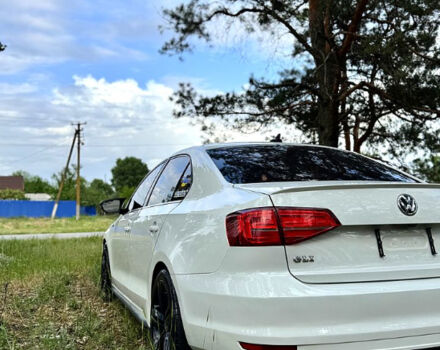 Белый Фольксваген Джетта, объемом двигателя 2 л и пробегом 152 тыс. км за 14000 $, фото 5 на Automoto.ua