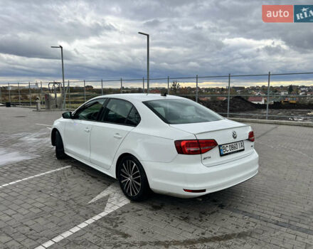 Фольксваген Джетта 2015 у Львові на Automoto.ua Білий Фольксваген Джетта, об'ємом двигуна 1.8 л та пробігом 98 тис. км за 11200 $, фото 2 на Automoto.ua