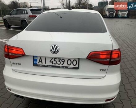 Белый Фольксваген Джетта, объемом двигателя 2 л и пробегом 120 тыс. км за 9900 $, фото 1 на Automoto.ua