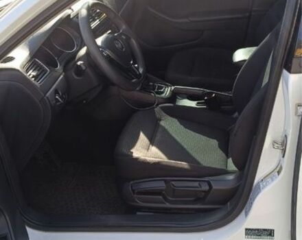 Белый Фольксваген Джетта, объемом двигателя 1.8 л и пробегом 200 тыс. км за 9500 $, фото 5 на Automoto.ua