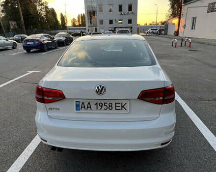 Білий Фольксваген Джетта, об'ємом двигуна 2 л та пробігом 117 тис. км за 10500 $, фото 2 на Automoto.ua