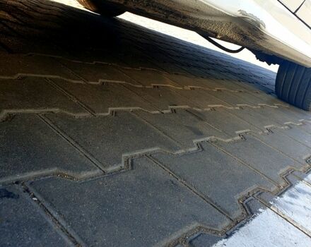 Белый Фольксваген Джетта, объемом двигателя 1.6 л и пробегом 180 тыс. км за 11000 $, фото 1 на Automoto.ua