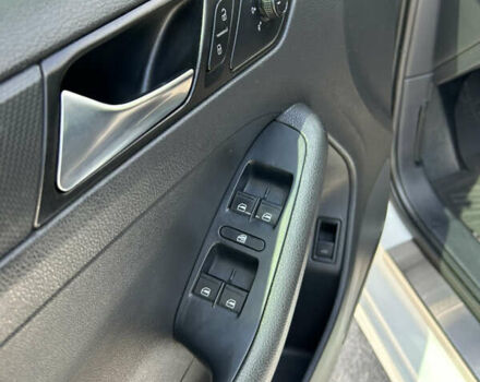 Белый Фольксваген Джетта, объемом двигателя 1.4 л и пробегом 255 тыс. км за 8000 $, фото 13 на Automoto.ua