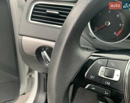 Белый Фольксваген Джетта, объемом двигателя 2 л и пробегом 120 тыс. км за 9900 $, фото 32 на Automoto.ua