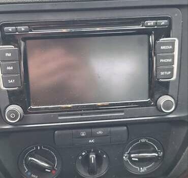 Белый Фольксваген Джетта, объемом двигателя 2 л и пробегом 158 тыс. км за 9300 $, фото 26 на Automoto.ua