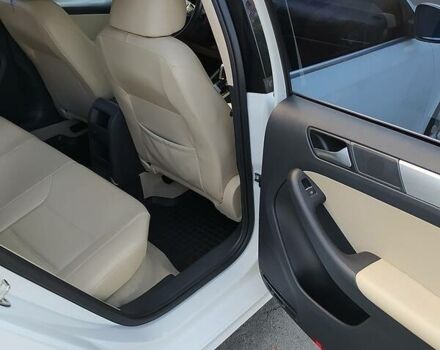 Білий Фольксваген Джетта, об'ємом двигуна 1.8 л та пробігом 177 тис. км за 10500 $, фото 25 на Automoto.ua