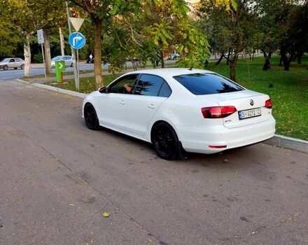 Белый Фольксваген Джетта, объемом двигателя 1.6 л и пробегом 180 тыс. км за 11000 $, фото 3 на Automoto.ua