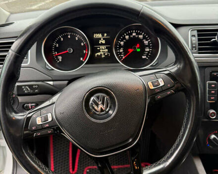 Білий Фольксваген Джетта, об'ємом двигуна 1.8 л та пробігом 165 тис. км за 10000 $, фото 14 на Automoto.ua