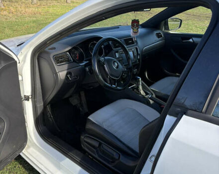 Белый Фольксваген Джетта, объемом двигателя 1.8 л и пробегом 177 тыс. км за 9200 $, фото 9 на Automoto.ua