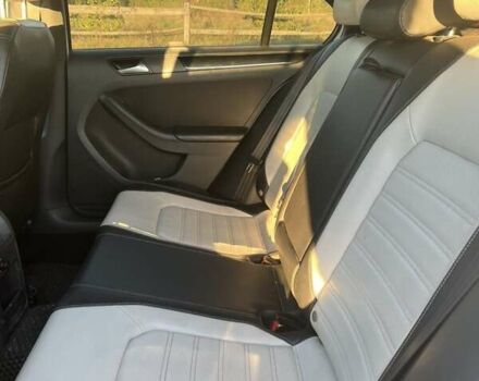 Белый Фольксваген Джетта, объемом двигателя 1.8 л и пробегом 163 тыс. км за 9800 $, фото 15 на Automoto.ua