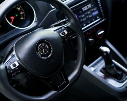 Белый Фольксваген Джетта, объемом двигателя 1.8 л и пробегом 196 тыс. км за 9300 $, фото 11 на Automoto.ua