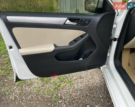 Білий Фольксваген Джетта, об'ємом двигуна 1.8 л та пробігом 151 тис. км за 11800 $, фото 16 на Automoto.ua