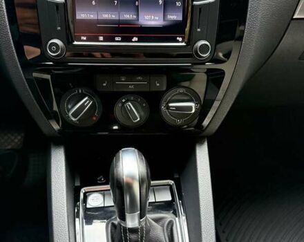 Фольксваген Джетта 2015 в Броварах на Automoto.ua Белый Фольксваген Джетта, объемом двигателя 1.8 л и пробегом 157 тыс. км за 14800 $, фото 5 на Automoto.ua