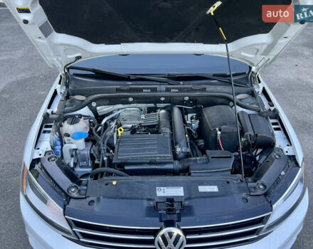 Белый Фольксваген Джетта, объемом двигателя 1.4 л и пробегом 195 тыс. км за 9000 $, фото 35 на Automoto.ua