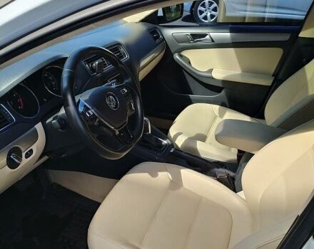 Білий Фольксваген Джетта, об'ємом двигуна 1.8 л та пробігом 177 тис. км за 10500 $, фото 28 на Automoto.ua