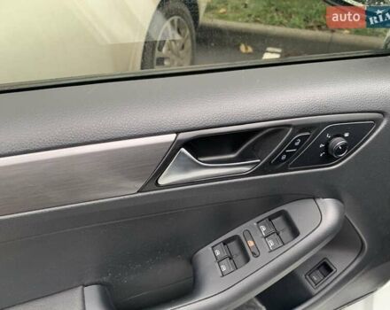 Белый Фольксваген Джетта, объемом двигателя 2 л и пробегом 120 тыс. км за 9900 $, фото 20 на Automoto.ua