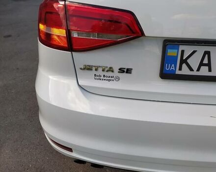 Білий Фольксваген Джетта, об'ємом двигуна 1.8 л та пробігом 177 тис. км за 10500 $, фото 6 на Automoto.ua