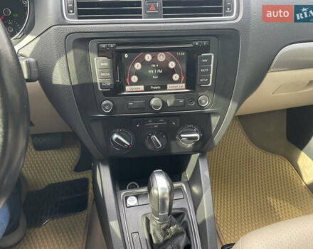 Білий Фольксваген Джетта, об'ємом двигуна 1.8 л та пробігом 151 тис. км за 11800 $, фото 14 на Automoto.ua