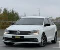 Фольксваген Джетта 2015 в Киеве на Automoto.ua Белый Фольксваген Джетта, объемом двигателя 1.8 л и пробегом 130 тыс. км за 9900 $, фото 1 на Automoto.ua