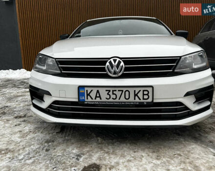 Белый Фольксваген Джетта, объемом двигателя 1.8 л и пробегом 180 тыс. км за 10999 $, фото 2 на Automoto.ua