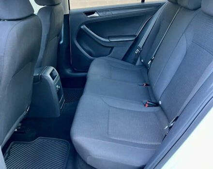 Белый Фольксваген Джетта, объемом двигателя 1.4 л и пробегом 195 тыс. км за 9000 $, фото 49 на Automoto.ua