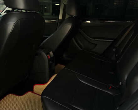 Белый Фольксваген Джетта, объемом двигателя 1.97 л и пробегом 181 тыс. км за 13800 $, фото 10 на Automoto.ua