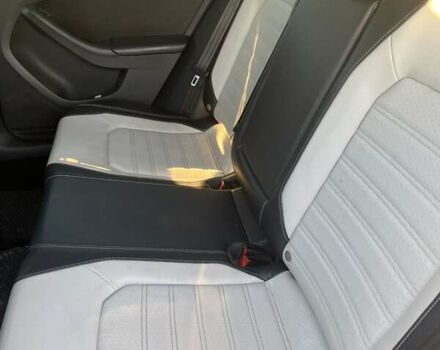 Белый Фольксваген Джетта, объемом двигателя 1.8 л и пробегом 163 тыс. км за 9800 $, фото 7 на Automoto.ua