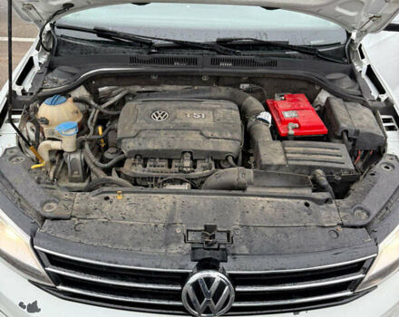 Білий Фольксваген Джетта, об'ємом двигуна 1.8 л та пробігом 165 тис. км за 10000 $, фото 10 на Automoto.ua