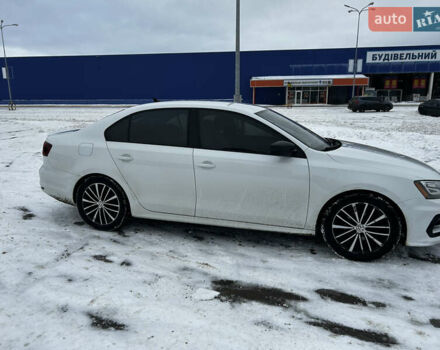 Белый Фольксваген Джетта, объемом двигателя 1.8 л и пробегом 180 тыс. км за 10999 $, фото 9 на Automoto.ua