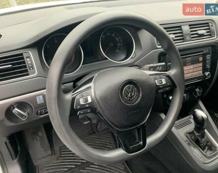 Белый Фольксваген Джетта, объемом двигателя 2 л и пробегом 120 тыс. км за 9900 $, фото 31 на Automoto.ua