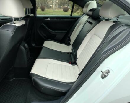 Белый Фольксваген Джетта, объемом двигателя 1.8 л и пробегом 115 тыс. км за 11500 $, фото 11 на Automoto.ua