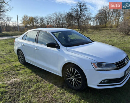 Белый Фольксваген Джетта, объемом двигателя 1.8 л и пробегом 177 тыс. км за 9200 $, фото 5 на Automoto.ua