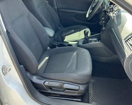 Белый Фольксваген Джетта, объемом двигателя 1.4 л и пробегом 255 тыс. км за 8000 $, фото 9 на Automoto.ua