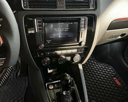 Білий Фольксваген Джетта, об'ємом двигуна 1.98 л та пробігом 143 тис. км за 15600 $, фото 14 на Automoto.ua