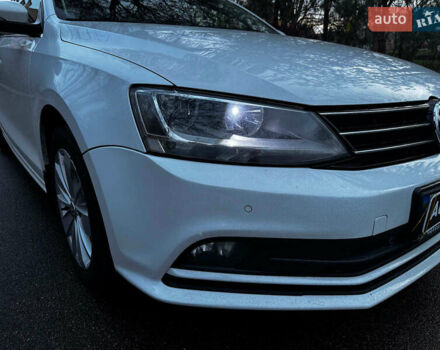 Белый Фольксваген Джетта, объемом двигателя 1.6 л и пробегом 180 тыс. км за 10990 $, фото 3 на Automoto.ua