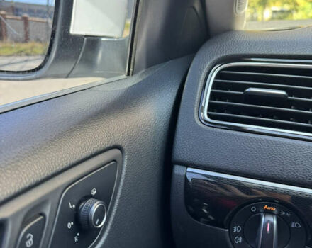 Белый Фольксваген Джетта, объемом двигателя 1.6 л и пробегом 73 тыс. км за 16000 $, фото 11 на Automoto.ua