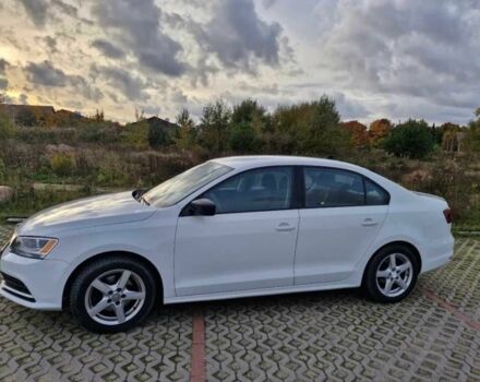 Фольксваген Джетта 2016 в Киеве на Automoto.ua Белый Фольксваген Джетта, объемом двигателя 1.4 л и пробегом 120 тыс. км за 7800 $, фото 1 на Automoto.ua