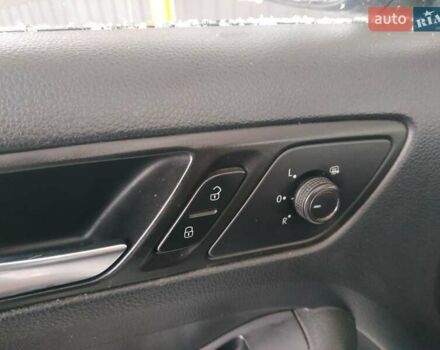 Білий Фольксваген Джетта, об'ємом двигуна 1.6 л та пробігом 307 тис. км за 8999 $, фото 37 на Automoto.ua