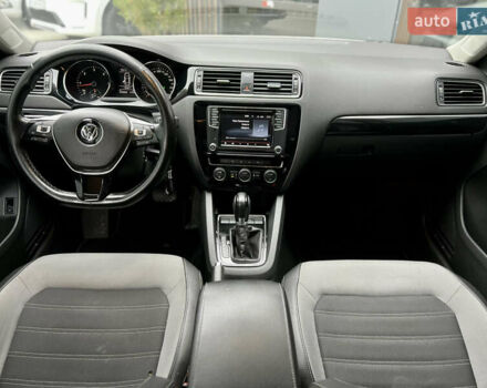 Белый Фольксваген Джетта, объемом двигателя 1.6 л и пробегом 276 тыс. км за 10500 $, фото 8 на Automoto.ua