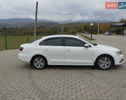 Фольксваген Джетта 2016 в Сваляве на Automoto.ua Белый Фольксваген Джетта, объемом двигателя 1.6 л и пробегом 219 тыс. км за 11300 $, фото 44 на Automoto.ua