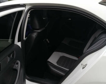 Белый Фольксваген Джетта, объемом двигателя 1.6 л и пробегом 245 тыс. км за 10500 $, фото 7 на Automoto.ua