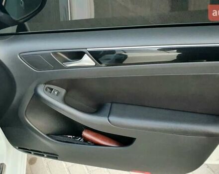 Белый Фольксваген Джетта, объемом двигателя 1.6 л и пробегом 150 тыс. км за 12500 $, фото 33 на Automoto.ua